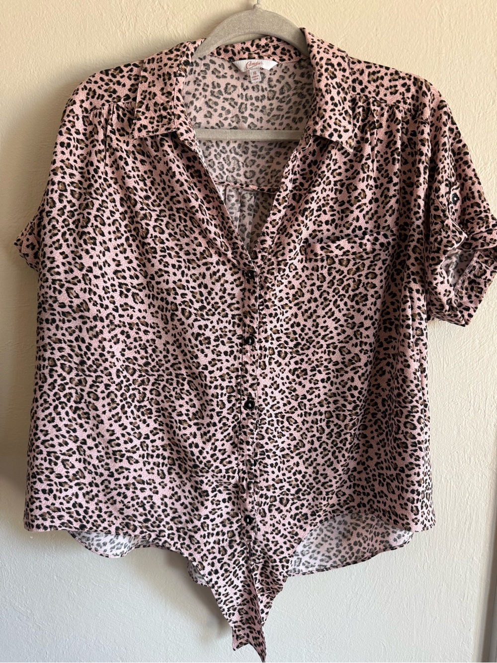 Candie's Pink Leopard Print Short Sleeve Tie-Front Button Up Top XL